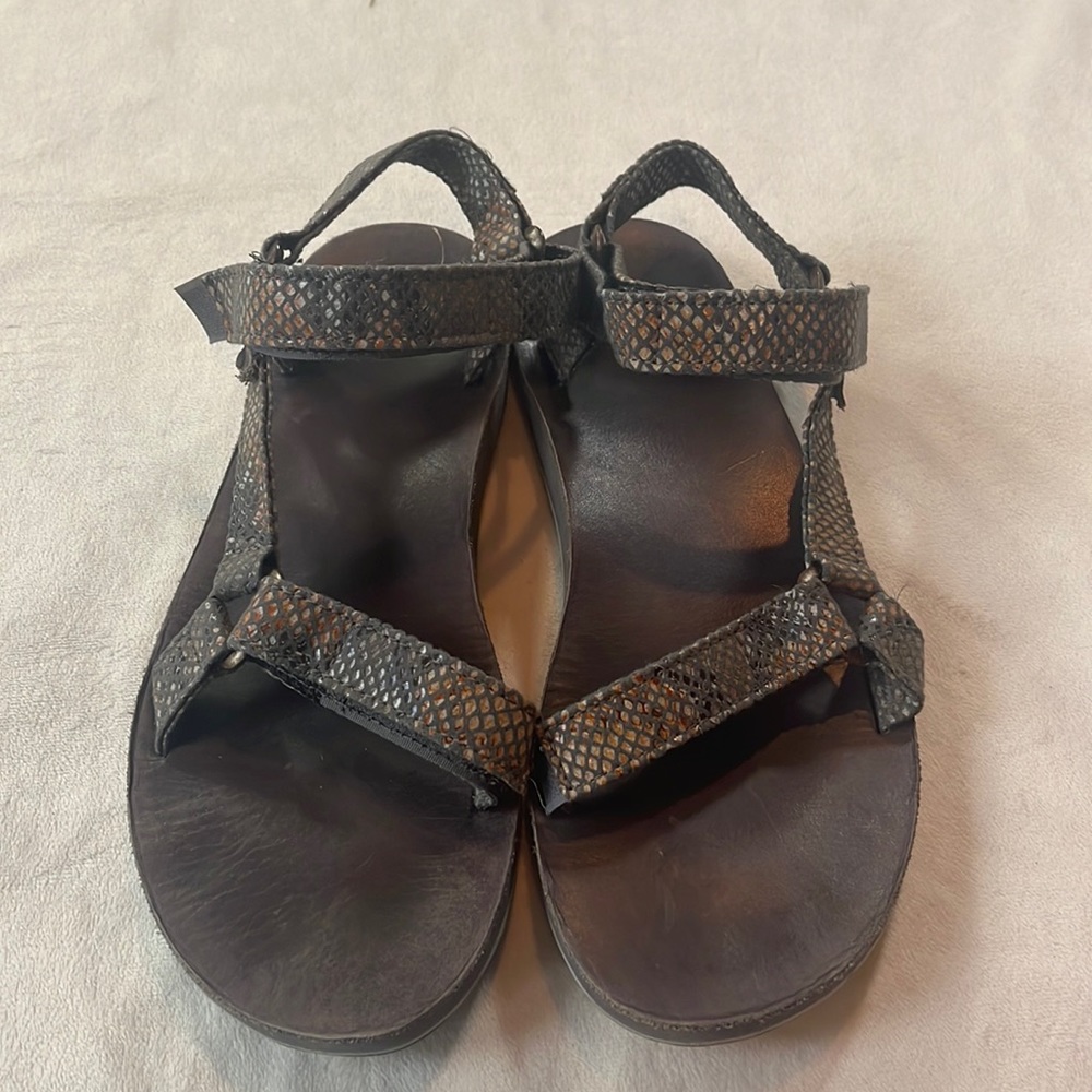 Teva sandals neutral metallic snakeskin pattern